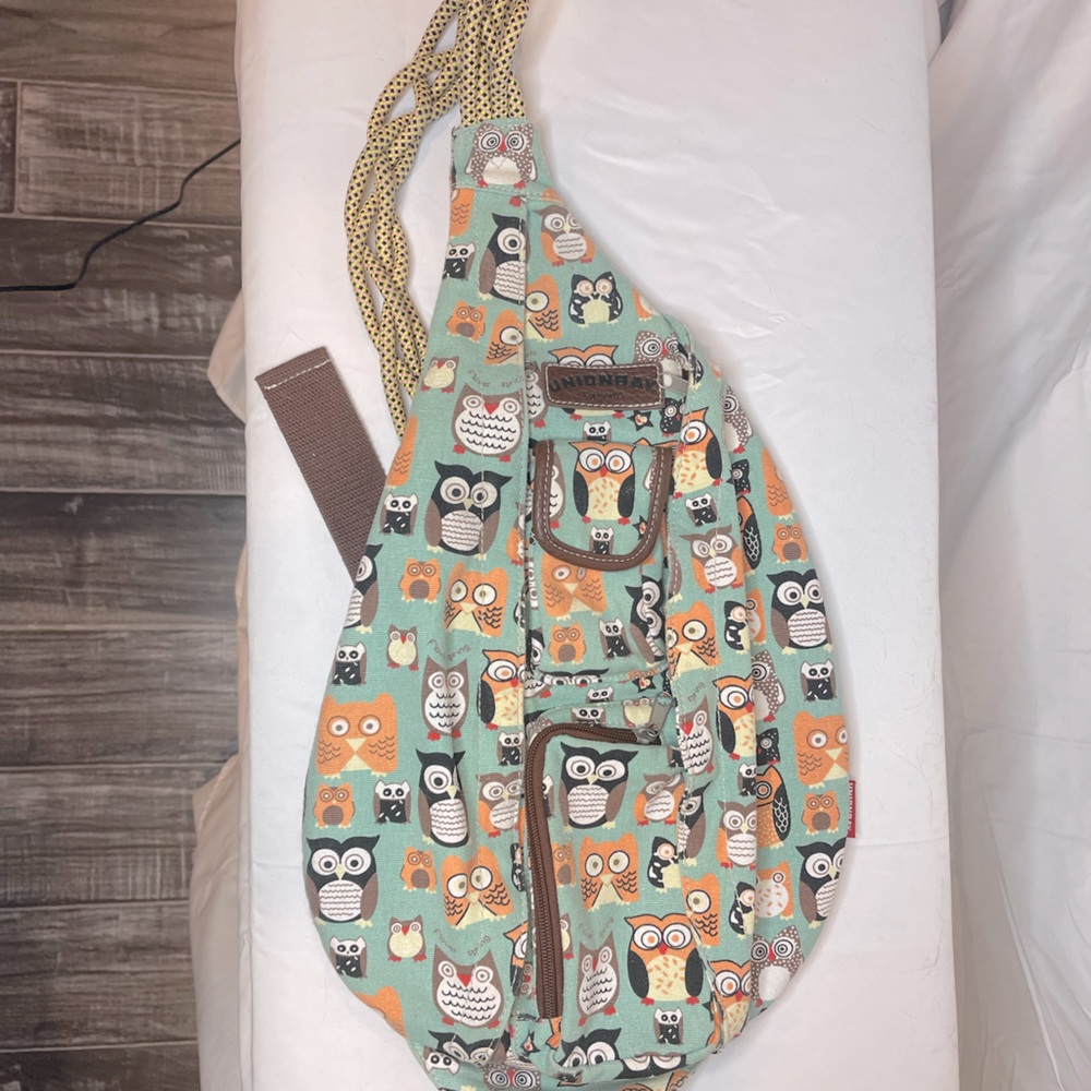 Owl Print Rope Sling Bag